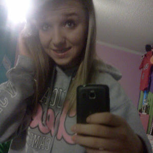 Meet your Posher, Hannah